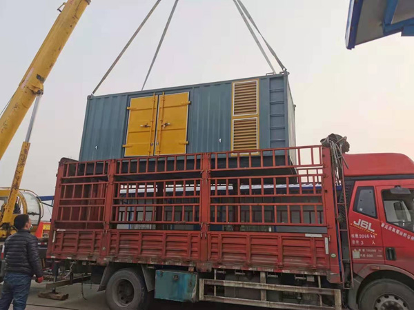 丹巴如何根据测量要求选择合适的电压表量程？