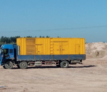 丹巴海拔3000m以上地区的变压器外绝缘距离应如何确定？